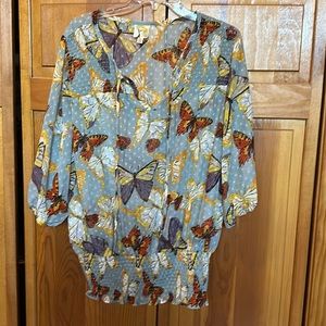 Butterfly shirt with ties